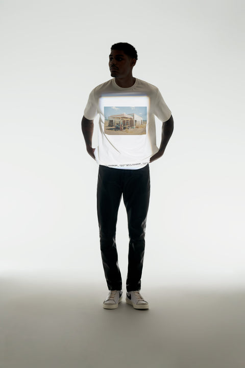 Closed on Sundays | Premium Gallery Tee